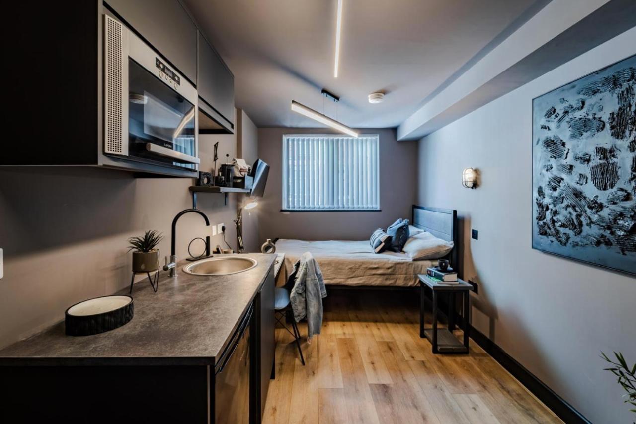 Bramble Studios - Luxury 1-Bed Serviced Suites Coventry Exterior foto